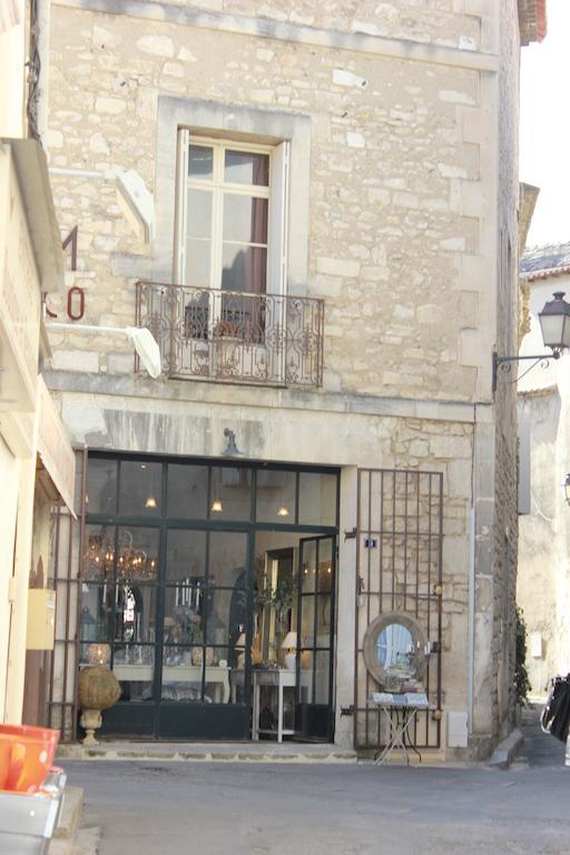 Mas De Valrugues Holifrance Aparthotel Saint-Remy-de-Provence Exterior photo